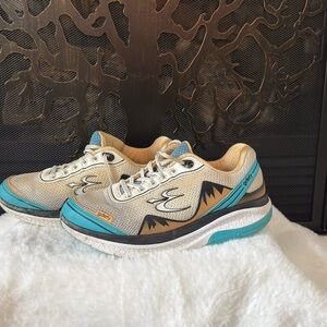 Gravity Defyer Sneakers